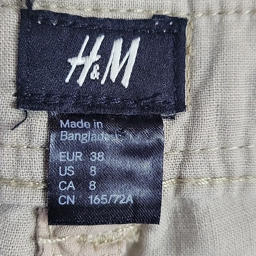 y2k H&M beige linen cargo roll up pants size 8